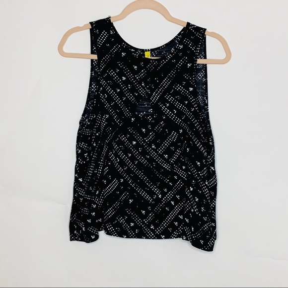 ❌SOLD❌FREE PEOPLE Look Through Top Tribal Print Small - Picture 4 of 10